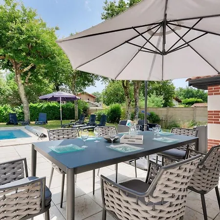 Maison De La Source - Piscine Chauffee, Proche Du Betey