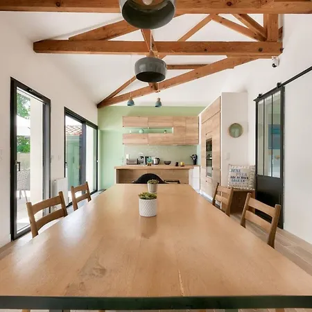 Maison De La Source - Piscine Chauffee, Proche Du Betey Vila *