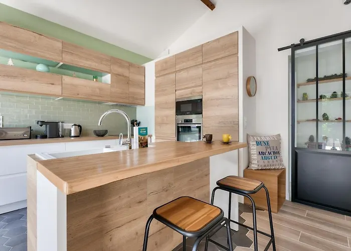 Maison De La Source - Piscine Chauffée, Proche Du Betey Villa