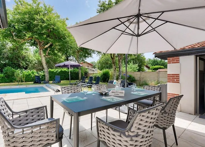 Maison De La Source - Piscine Chauffée, Proche Du Betey