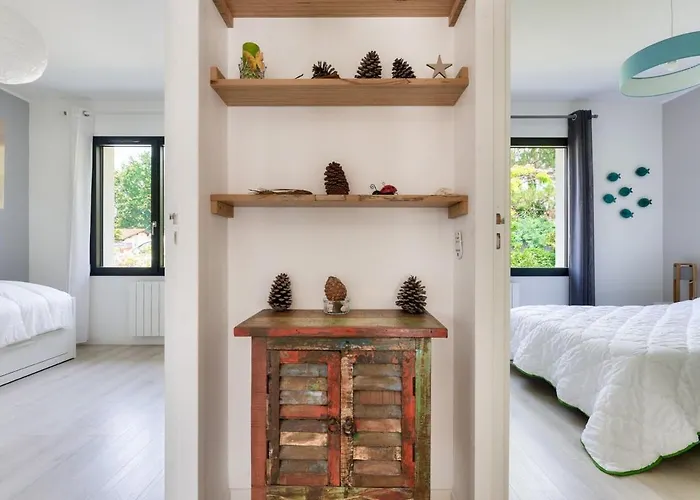 Maison De La Source - Piscine Chauffée, Proche Du Betey *